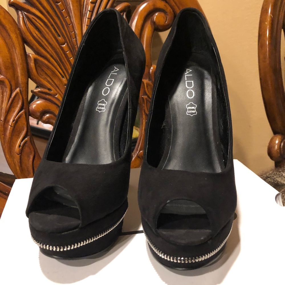 Aldo Craeng high heel size 7 Suede platform
